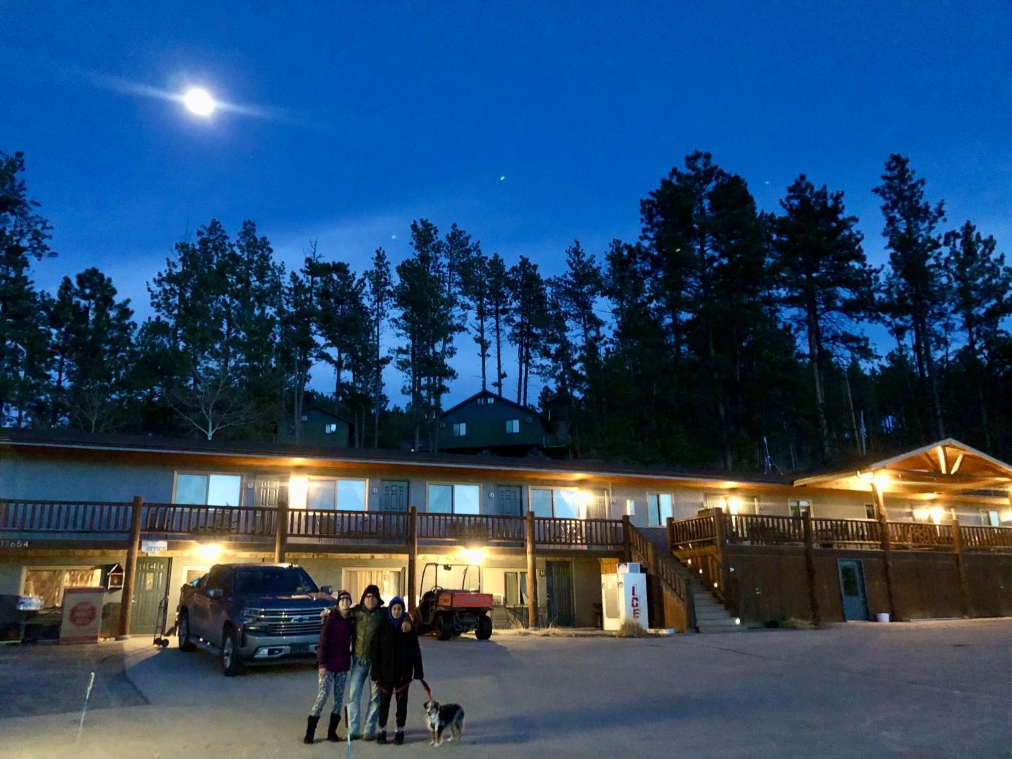 Mountain View Lodge & Cabins Hill City Exteriér fotografie